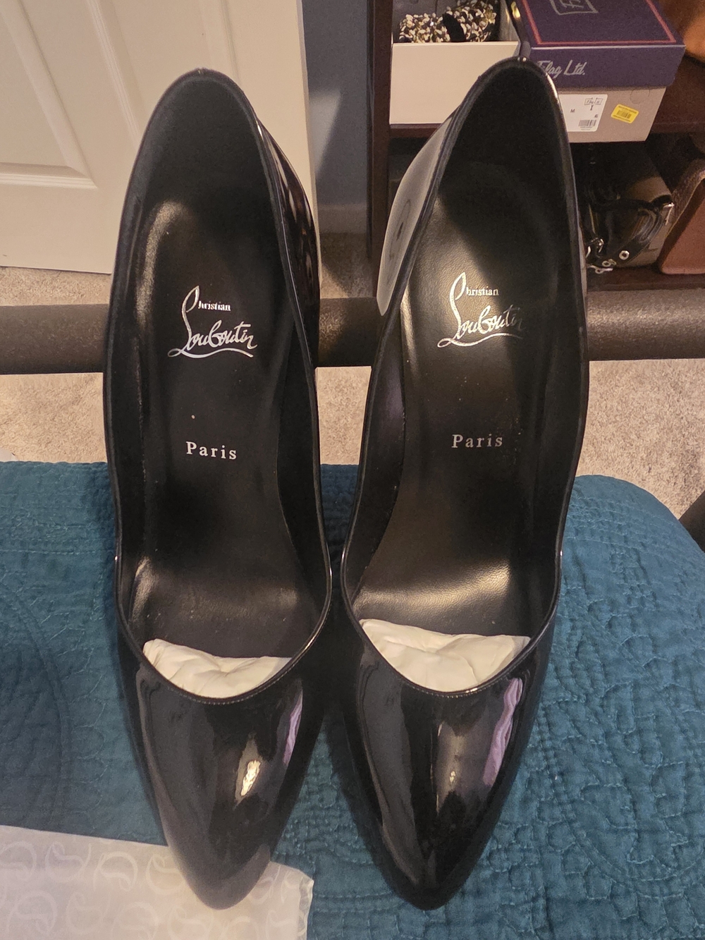 Size 42 Christian Louboutin FannyLove 100 Black Patent Leather Pointed-Toe Pumps